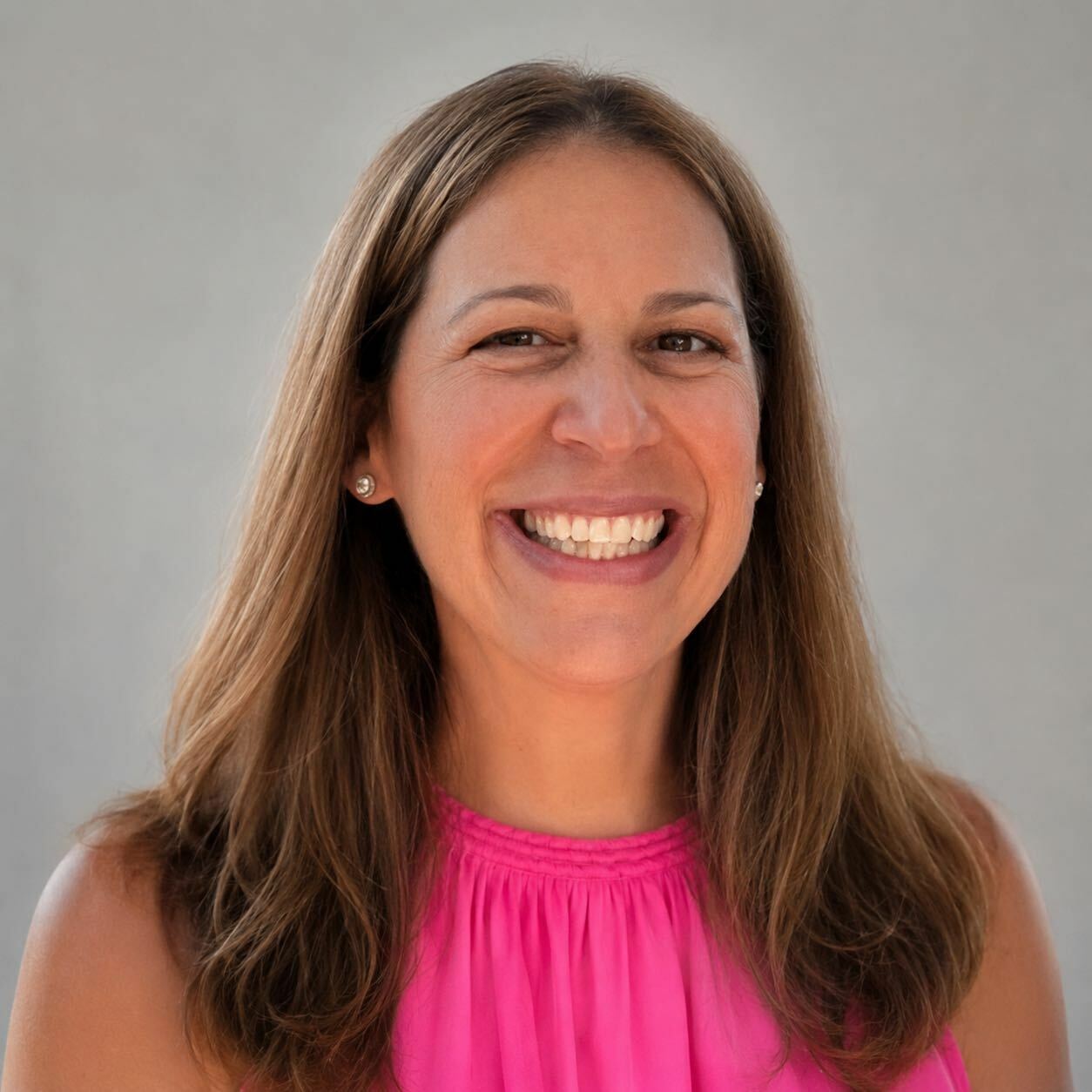 Dana Golub headshot, PBS
