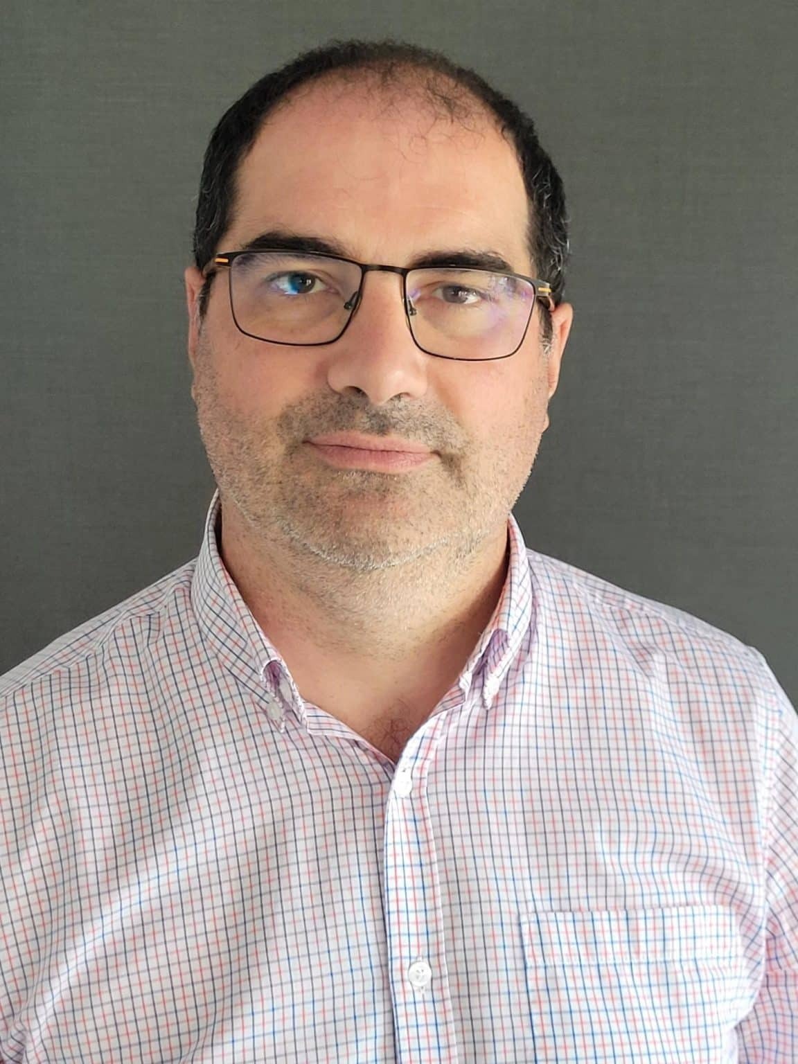 Julien Mandel headshot, Ateme